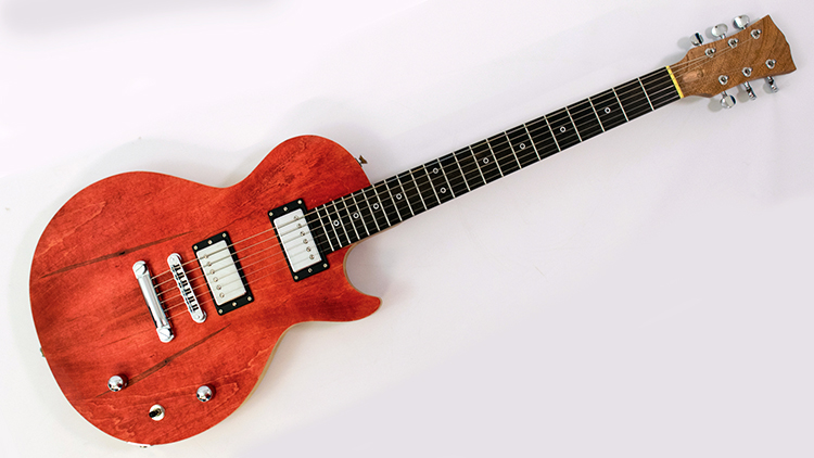 Ģitāras izgatavošana 5 dienās Crimson Custom Guitars - 5. diena